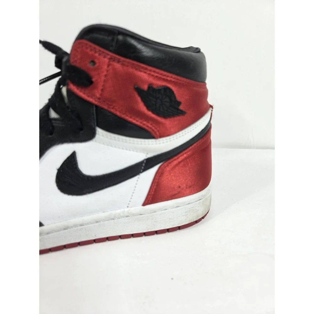 JORDAN 1 RETRO HIGH OG SATIN BLACK TOE Women Sz 9